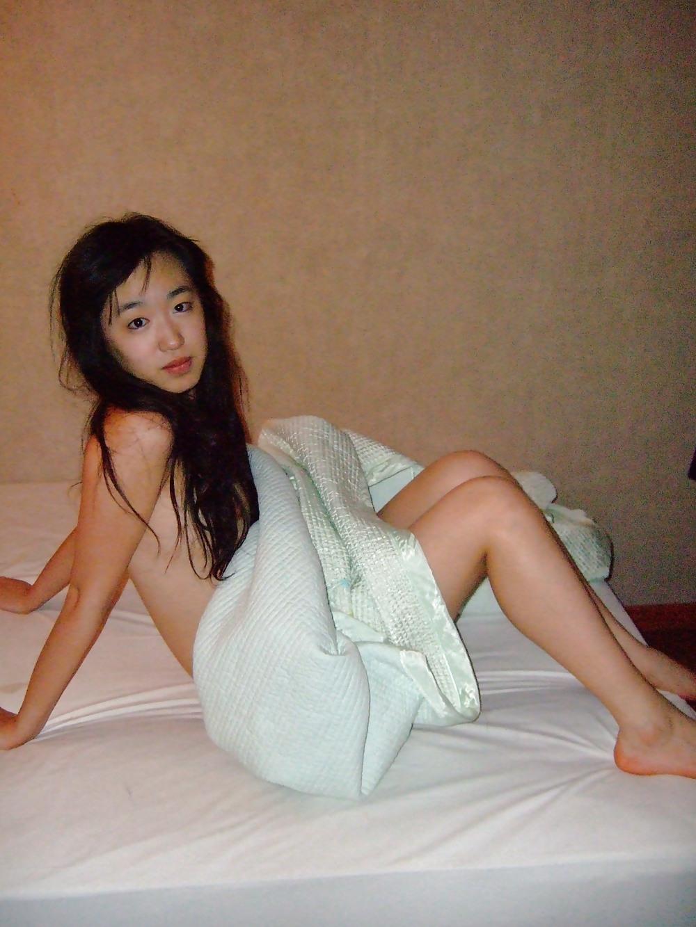 25P Korean neighbour after first fuck with bf