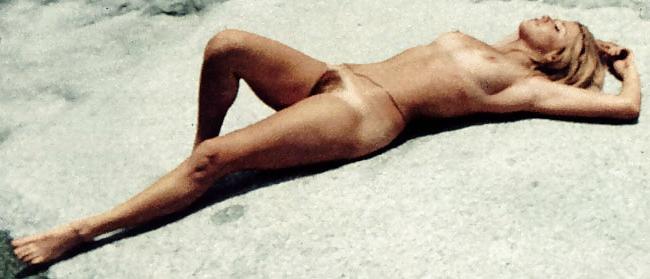 12P Suzanne  somers bush