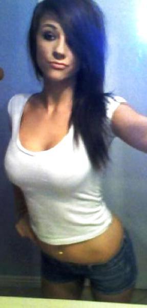 17P Clothed Women