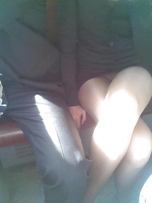 25P Nylon - upskirt - leg 34