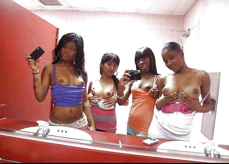 25P Girls in Groups 30