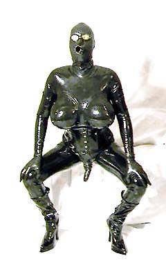 25P Latex  transvestites 