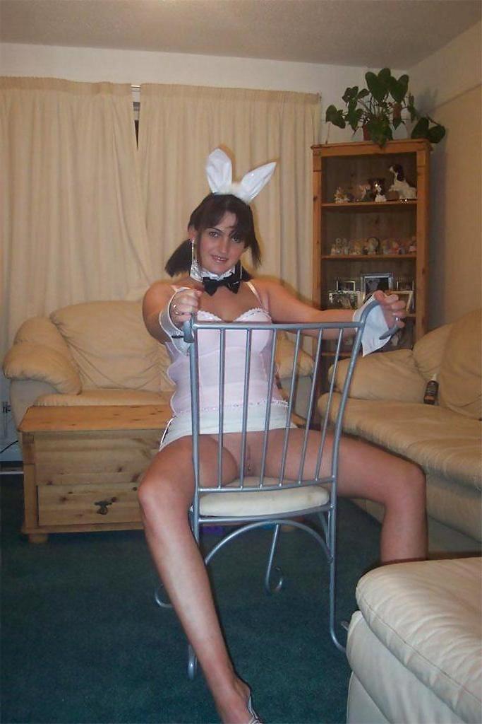 24P BUSTY SLUTTY BUNNY