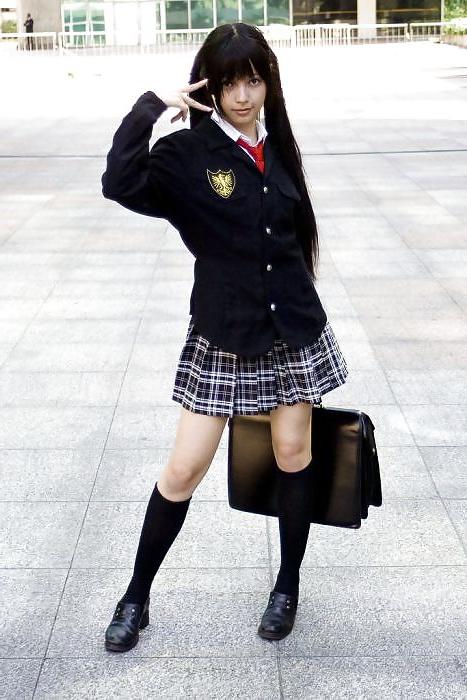 25P School girls!