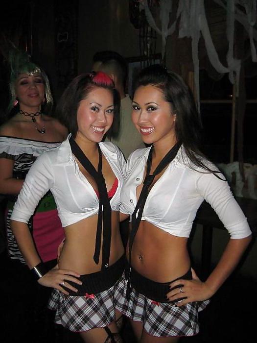25P School girls!