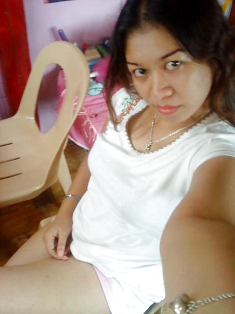 19P Hot Filipina - Kimberly Rojas