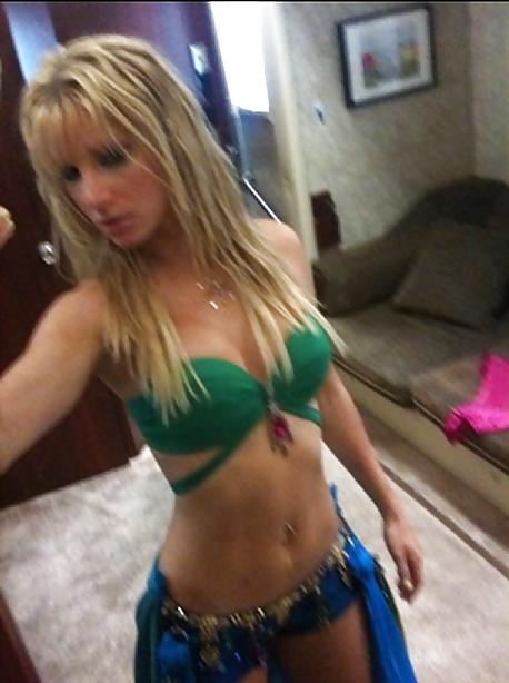 21P Heather Morris Leaked
