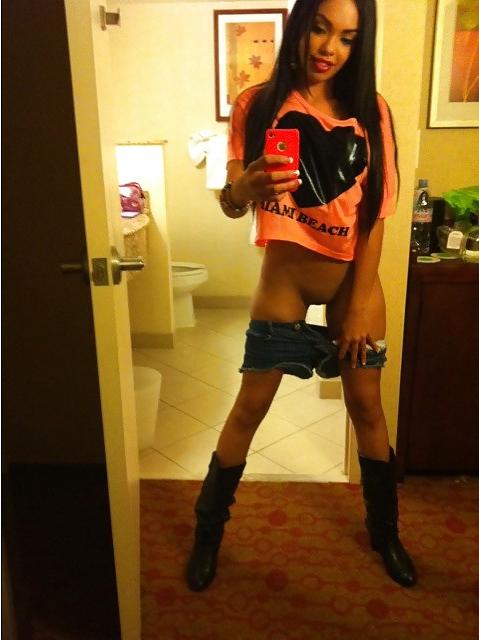 16P Belle gosse latina