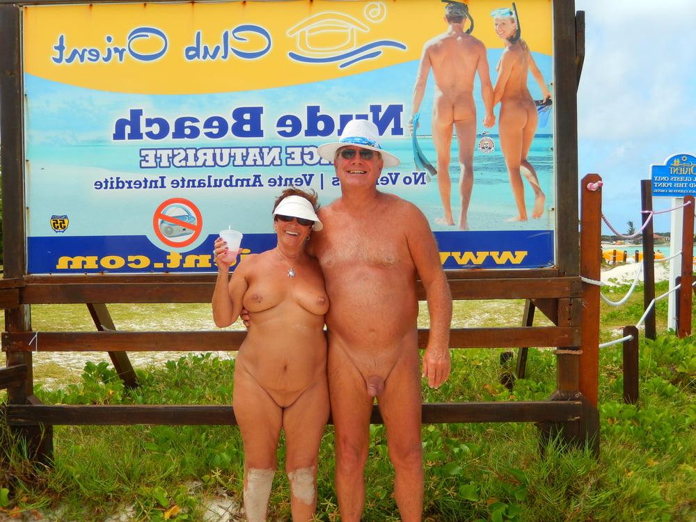 25P Nude Outdoor 026