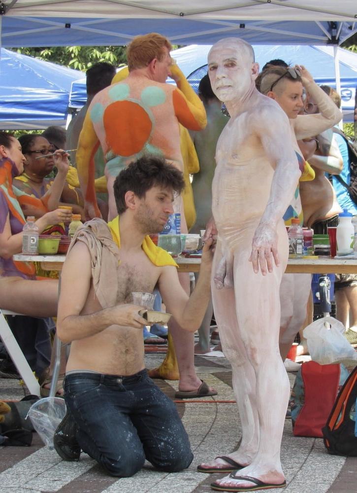 25P Nudist Situations 11