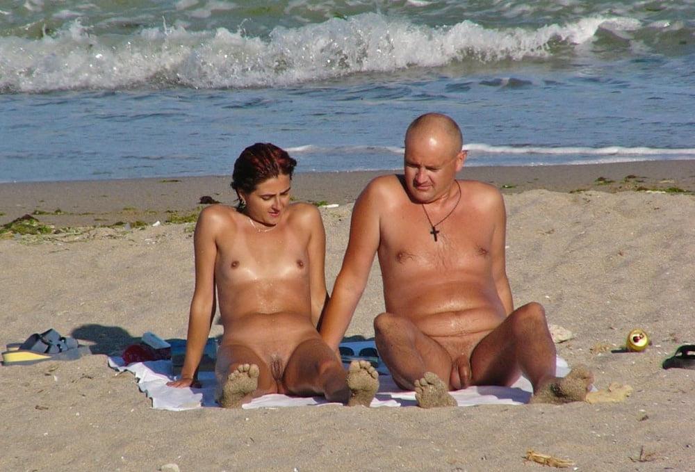25P Nudist Situations 11