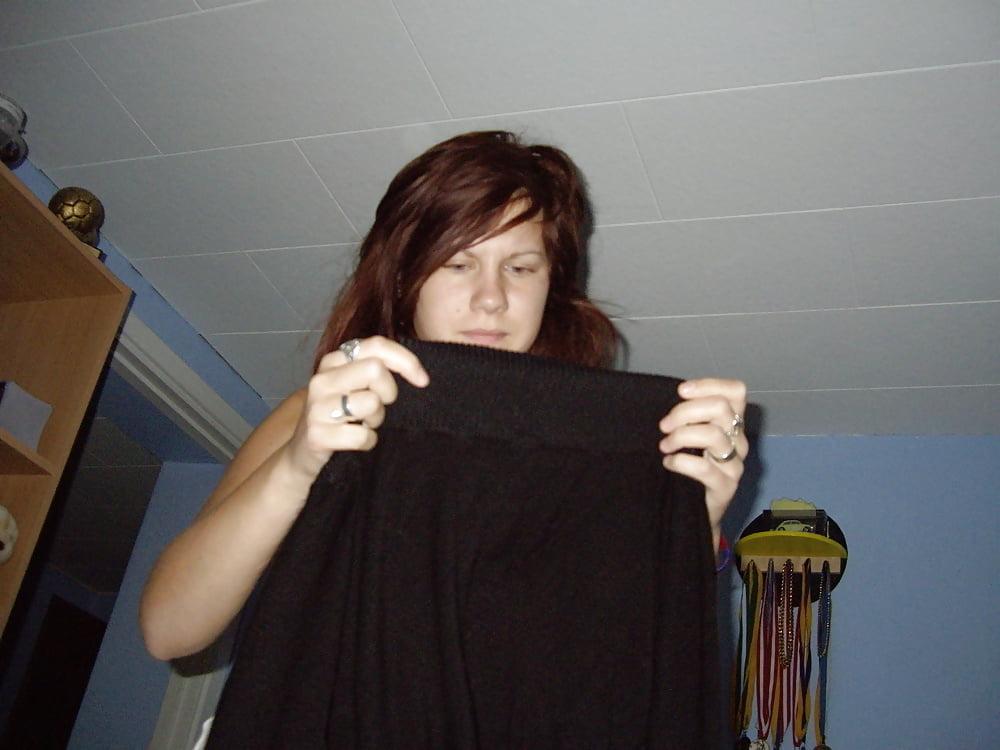10P Swedish Amateur (032) Nelly are nude in her bathtub