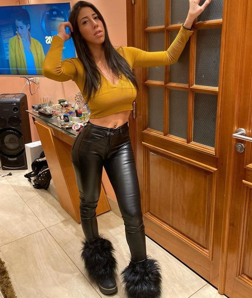 25P Putas en cuero y latex