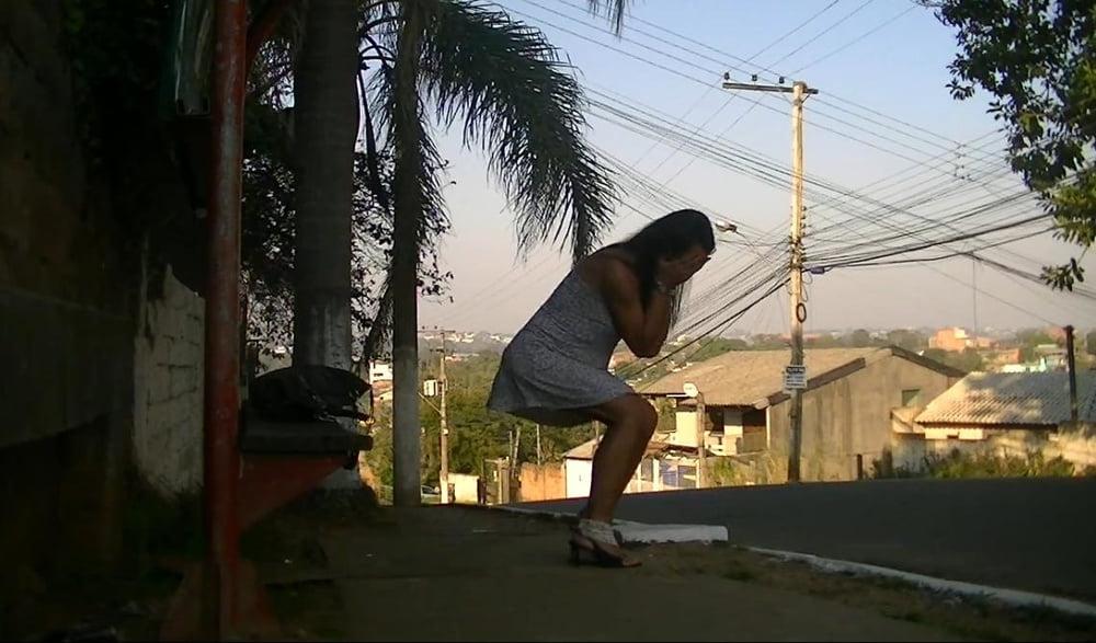 8P Lost panties on the bus stop