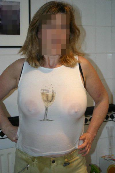 10P Wet t-shirt