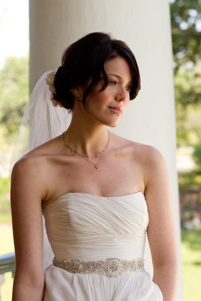 15P Mandy Moore - "Love, Wedding, Marriage" Stills (2011)