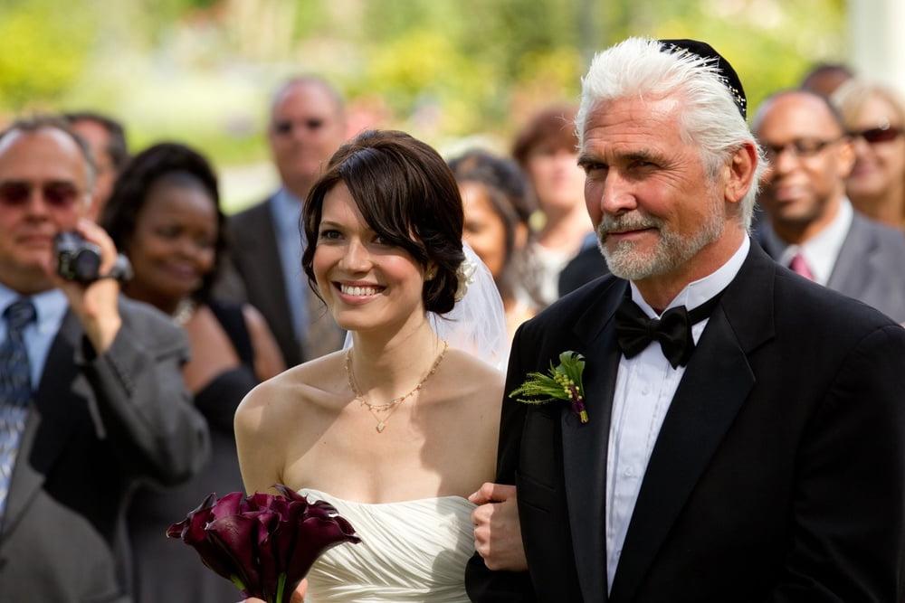 15P Mandy Moore - "Love, Wedding, Marriage" Stills (2011)