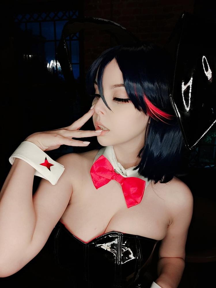 25P DHM - Ryuko Matoi Bunny Selfies