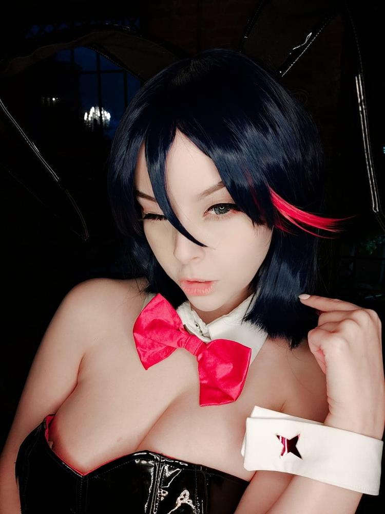 25P DHM - Ryuko Matoi Bunny Selfies