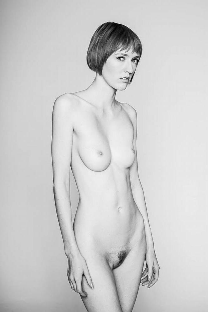 25P Black and White 46
