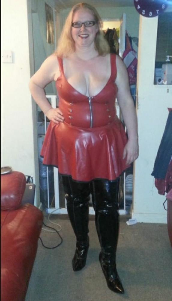 25P Latex amateur and selfie 112