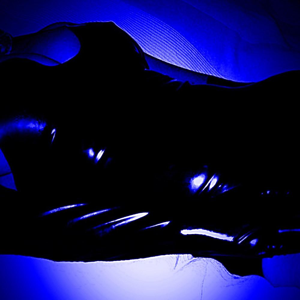 7P Meine Ex in Latex