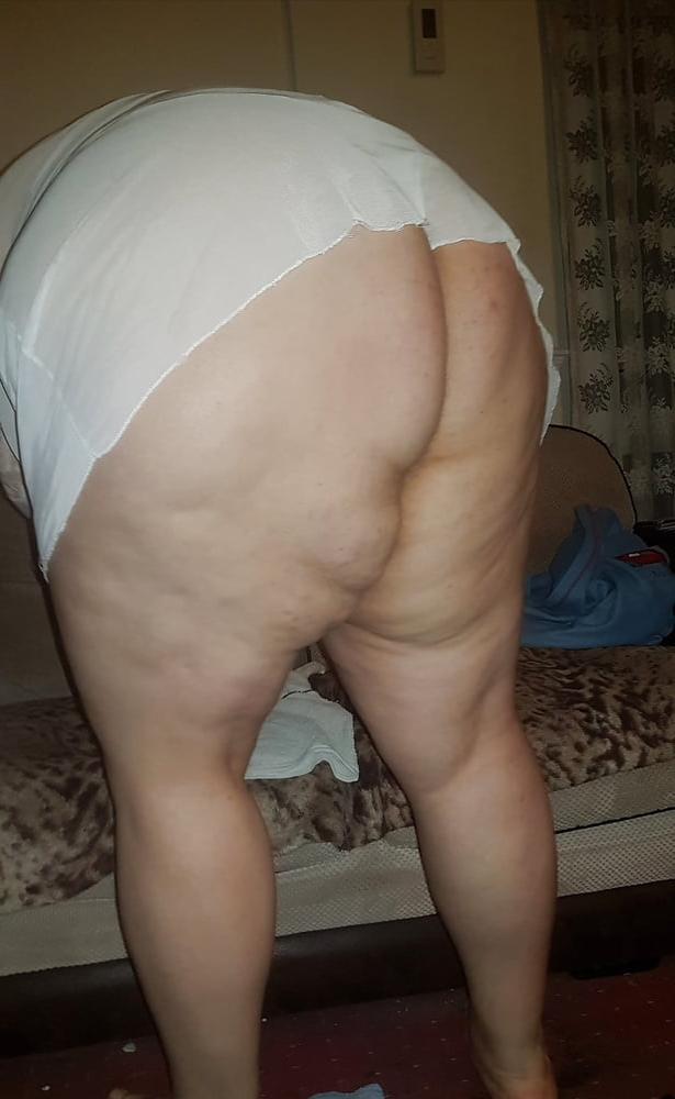 13P Me in white laundry my pussy steaming wet