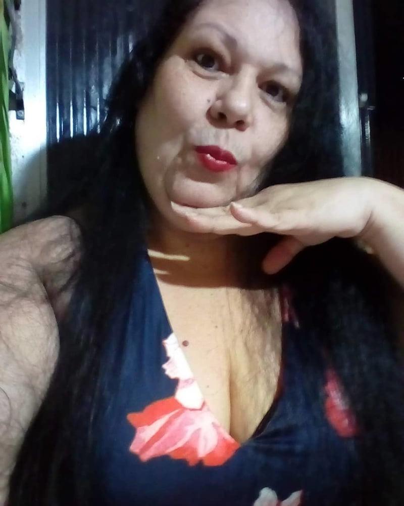 20P Amateur granny (fan club pic set)