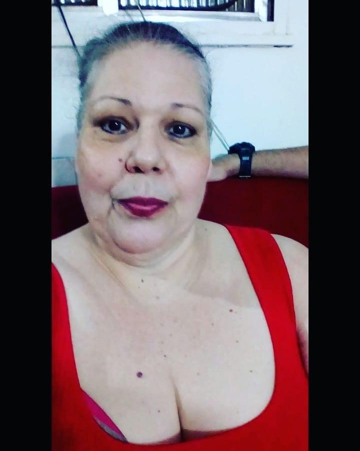 20P Amateur granny (fan club pic set)