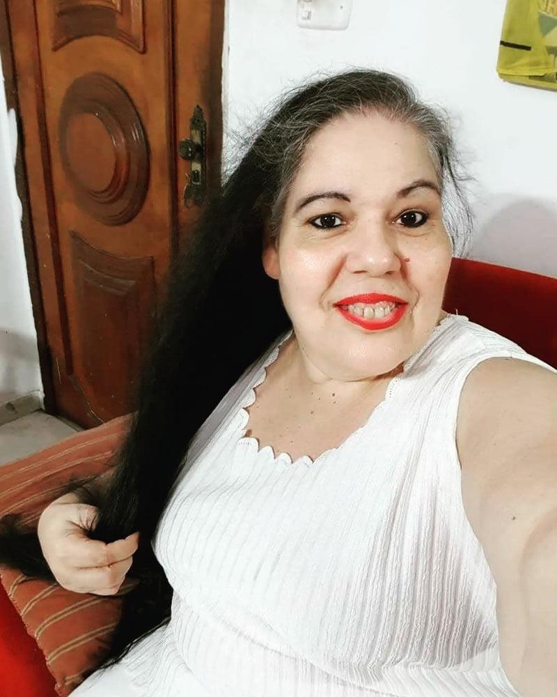 20P Amateur granny (fan club pic set)