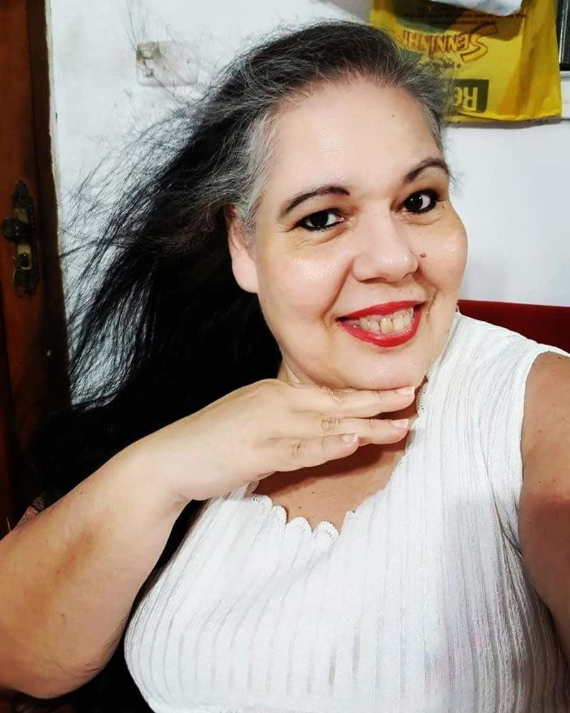 20P Amateur granny (fan club pic set)
