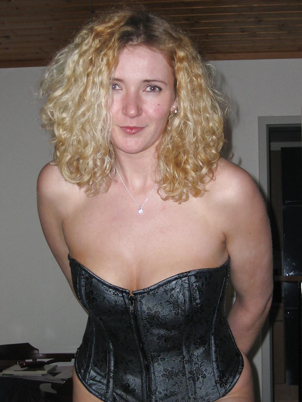 25P Fishnet Slut Wife
