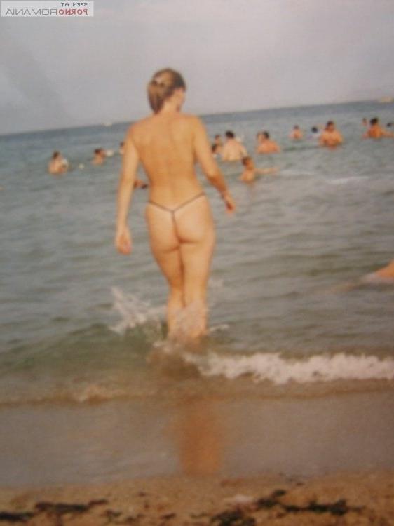 25P Nude beach Romania