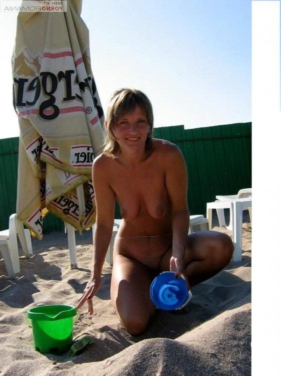 25P Nude beach Romania