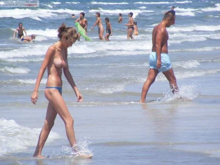25P Nude beach Romania