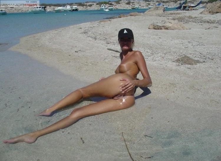 25P Nude beach Romania