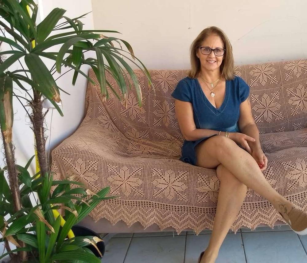 20P Sexy hot granny (fan club pic set)