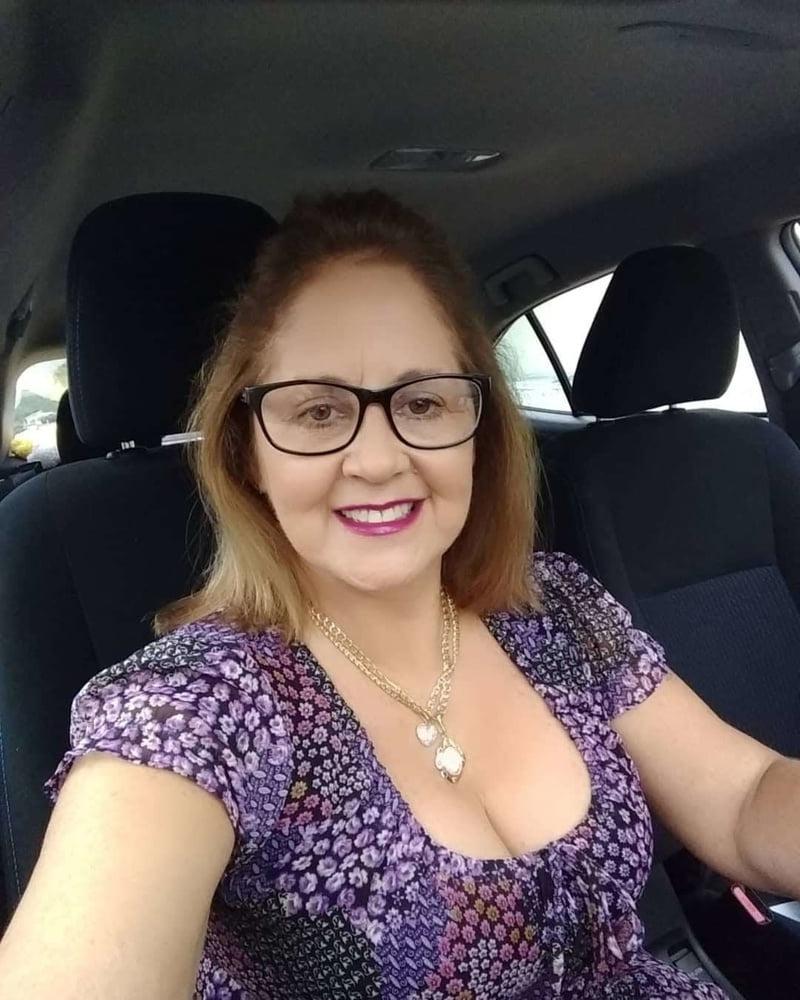 20P Sexy hot granny (fan club pic set)