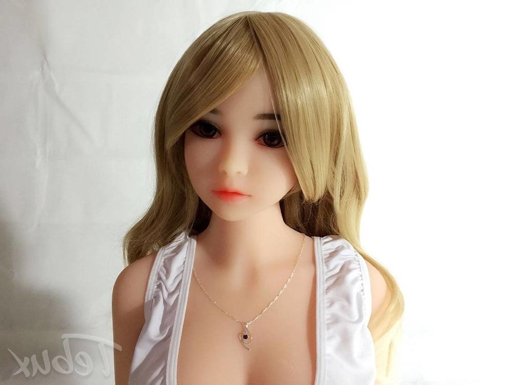 17P Blonde teen GF sex doll ready to get fucked