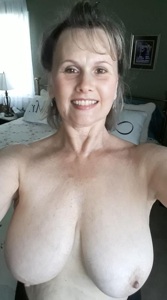 25P Spectacular Saggy Tits   104