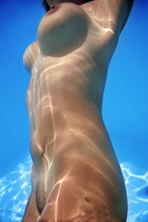 25P Wet women 7