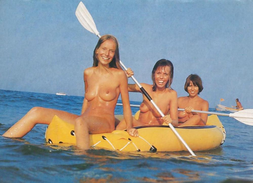 16P Old nudist pics