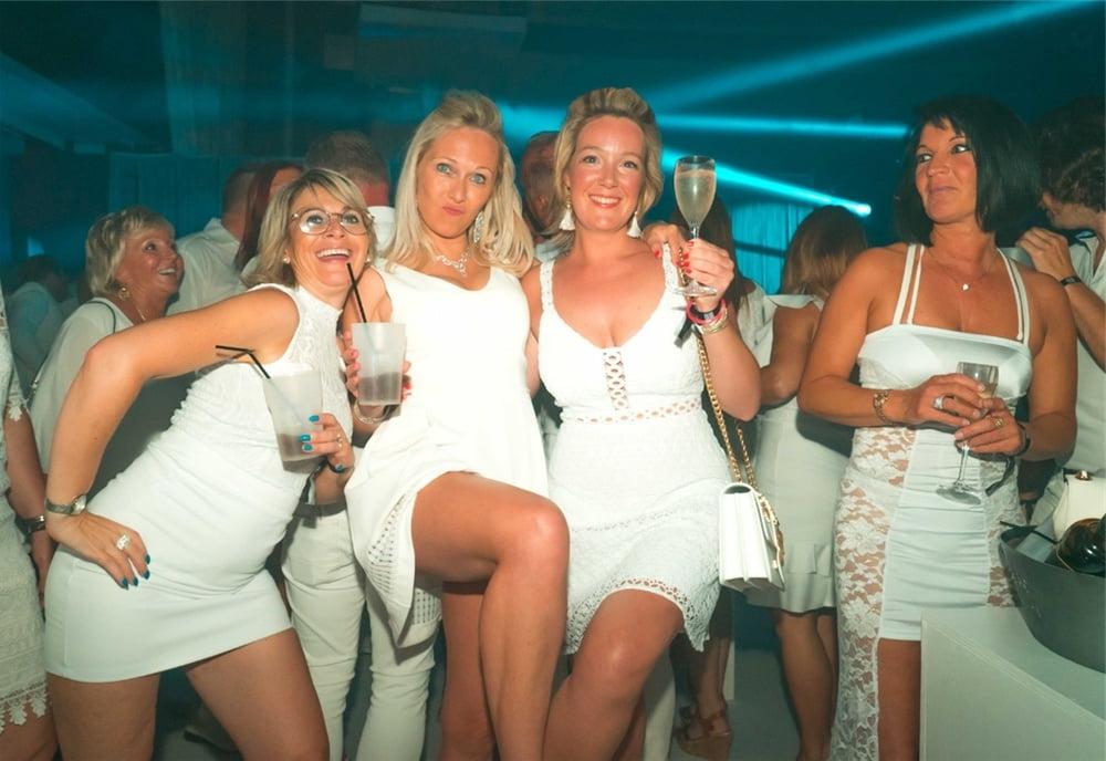 16P Who do you fuck, only white