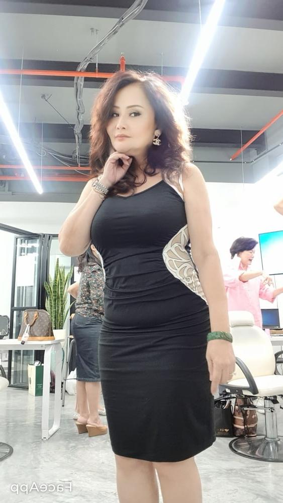 25P Bib boobs mature asian milf slut