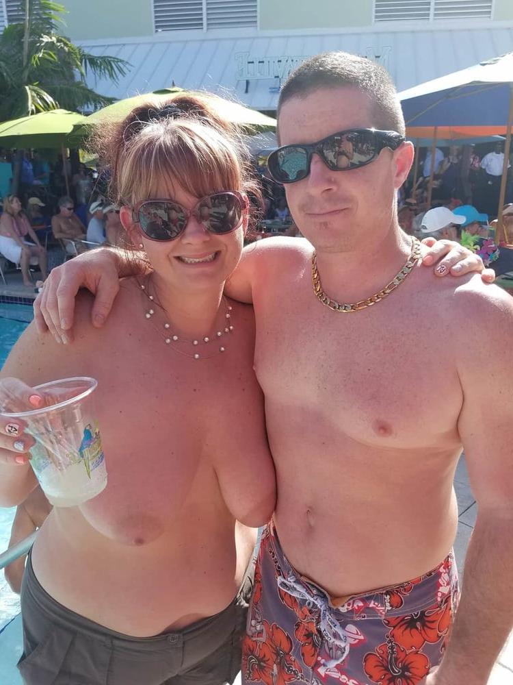 9P Nudist