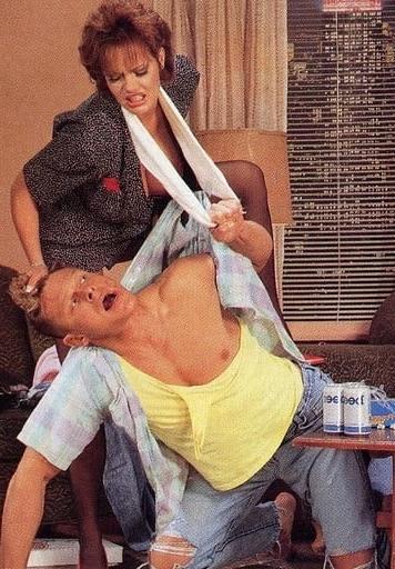 10P Leg Show Magazine - Gal in Nylon Fucks