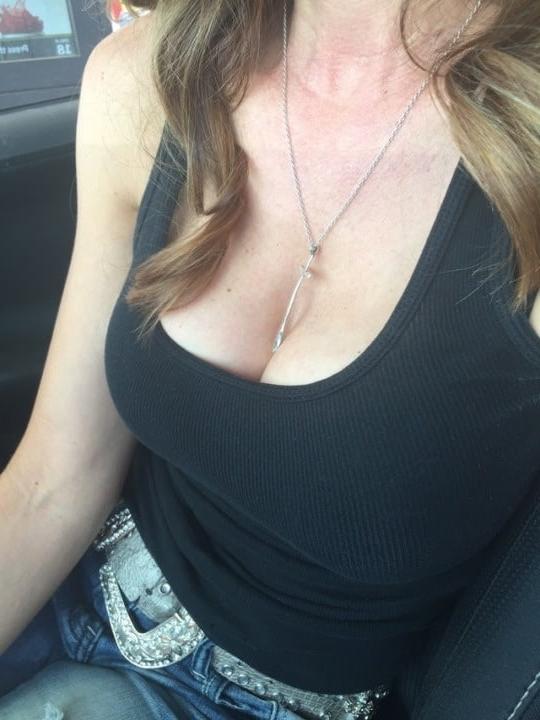 6P Clingy Nurse drive thru