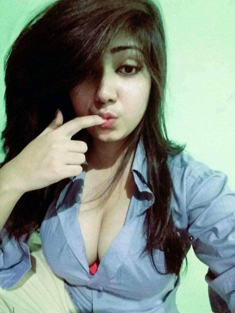 25P Bangladeshi girl sweety nude photos