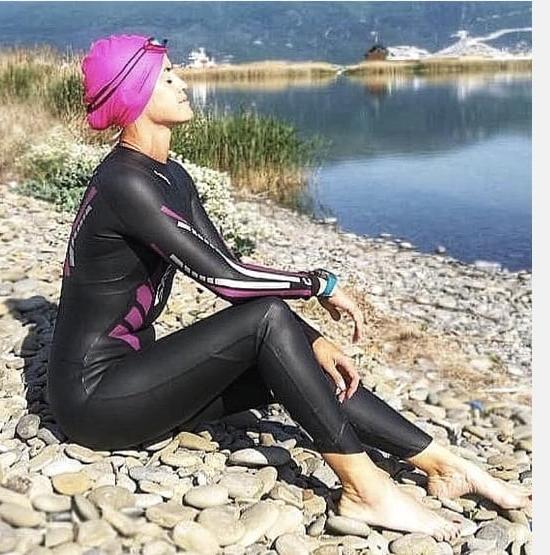 25P Wetsuit Wet Pussies 23