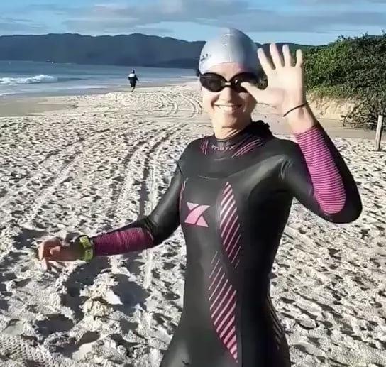 25P Wetsuit wet Pussies 22